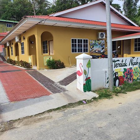 פאנגקור Teratak Nipah Homestay Teluk Nipah Pangkor מראה חיצוני תמונה